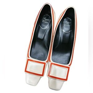 🚩steal Authentic Roger Vivier Cream and Orange Flats